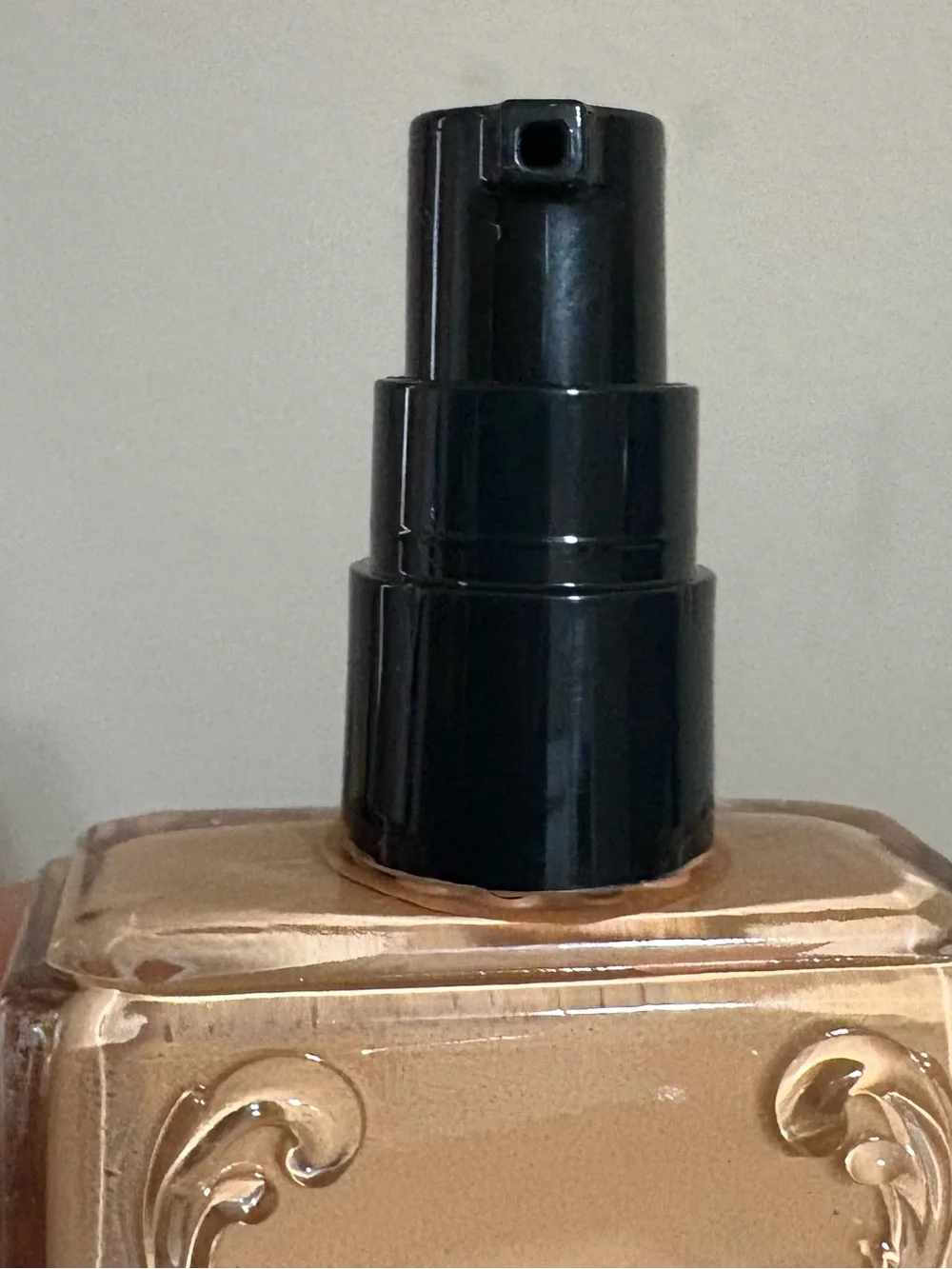 KVD Good Apple Full-Coverage Serum Foundation - MEDIUM 030.Brand New Never Used